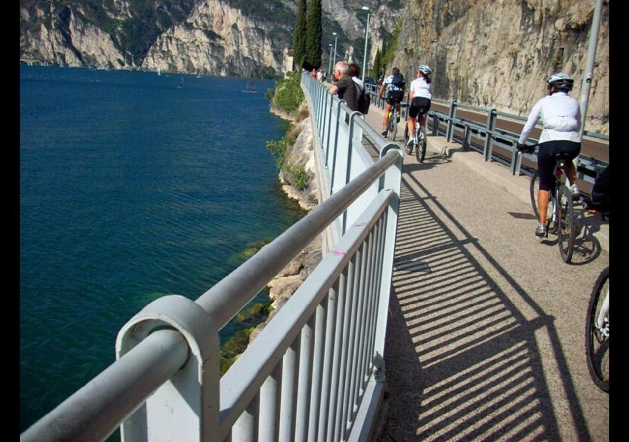 Appartement Casa Zanoni à Torbole Sul Garda Extérieur photo